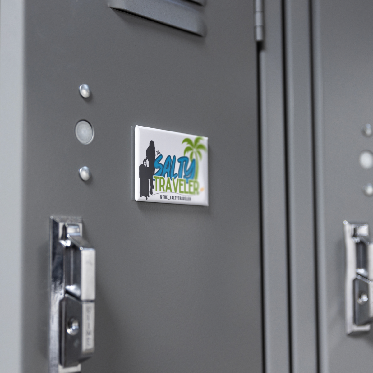 TST_Magnet_RectangleButtonMagnet_H_Locker_Mockup.png_16151868